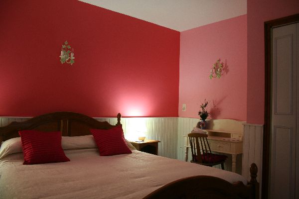 Lavender Bedroom (Bed)